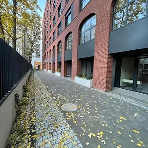 https://plac-wolnoci-6.poznan-hotels.com